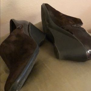 Shoes, White Mountain suede wedge, good Condition